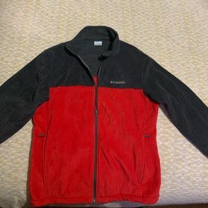 COLUMBIA RED AND GREY POLY 🧥